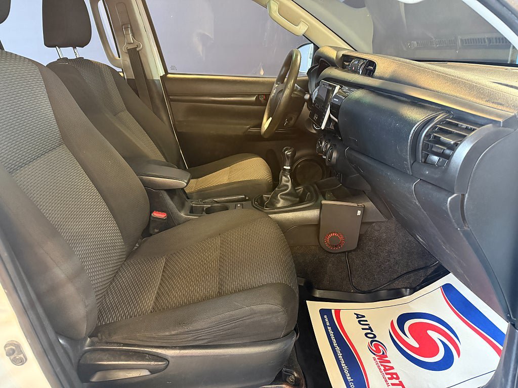 Vehicle Image 8