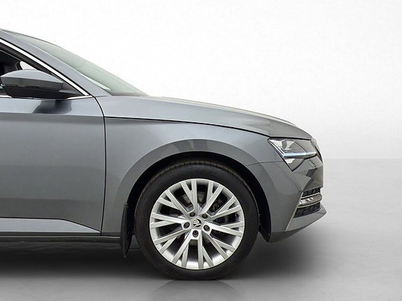 Vehicle Image 37