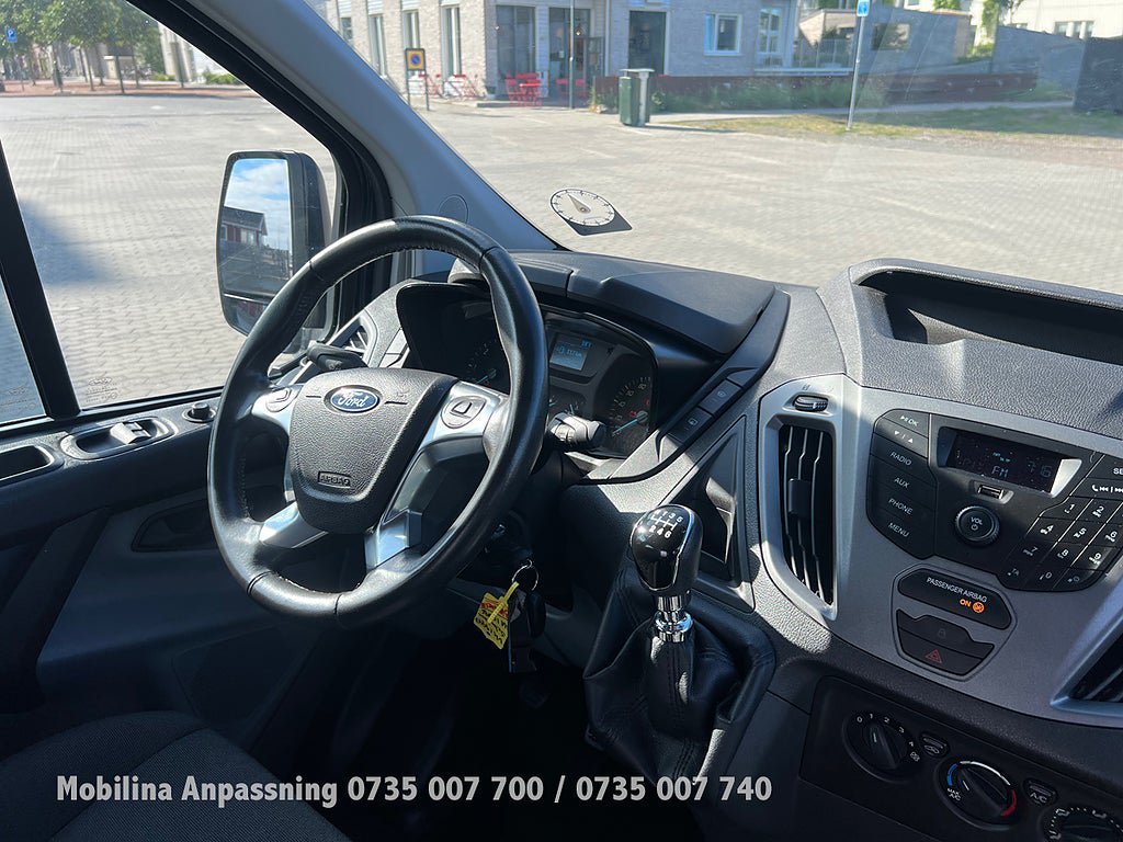 Vehicle Image 33