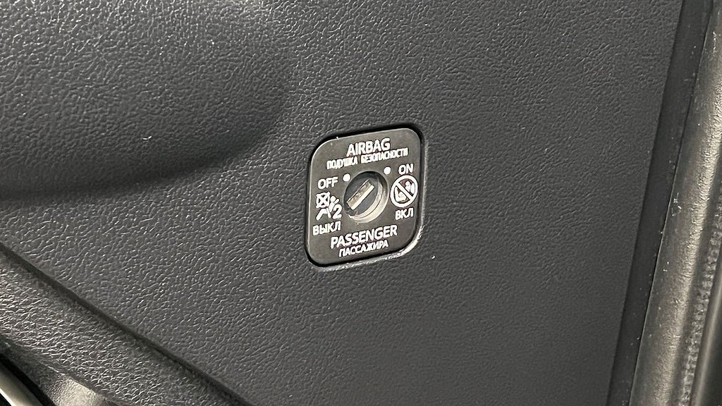 Vehicle Image 23