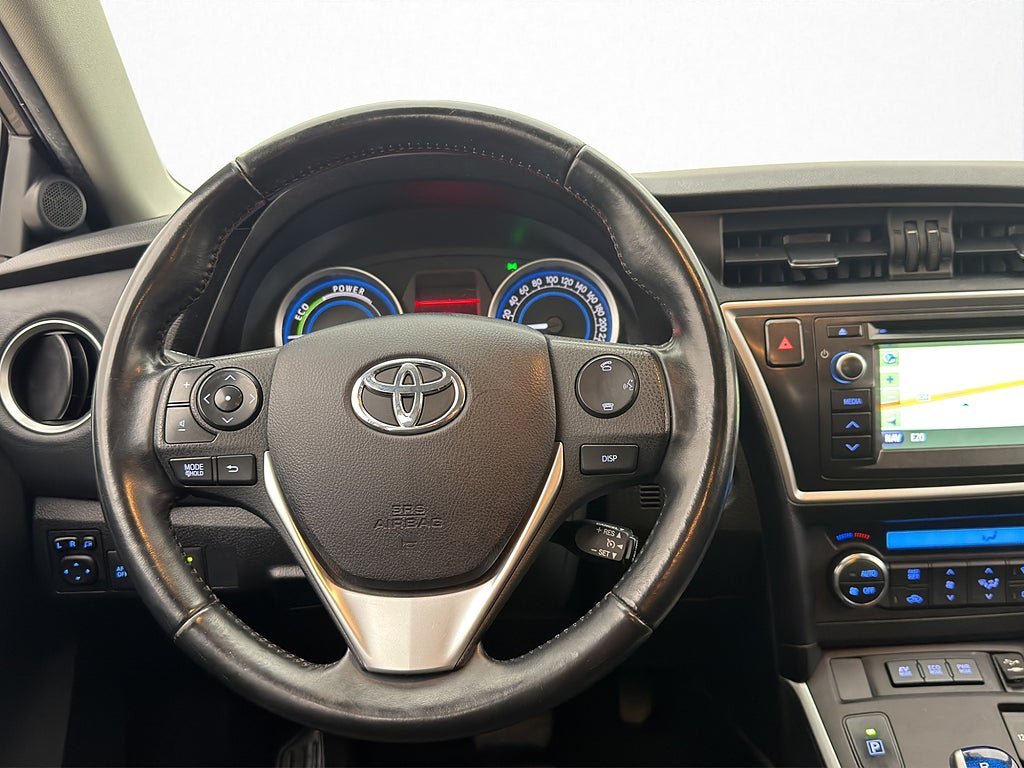 Vehicle Image 13