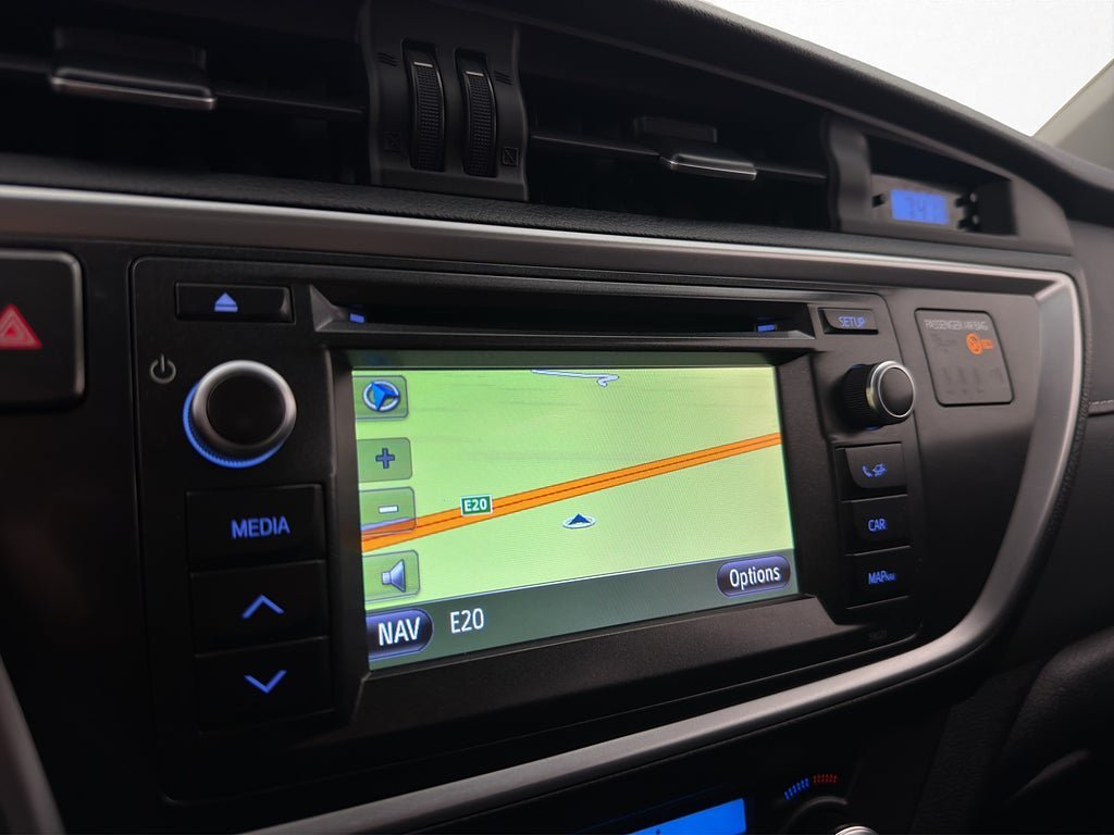 Vehicle Image 21