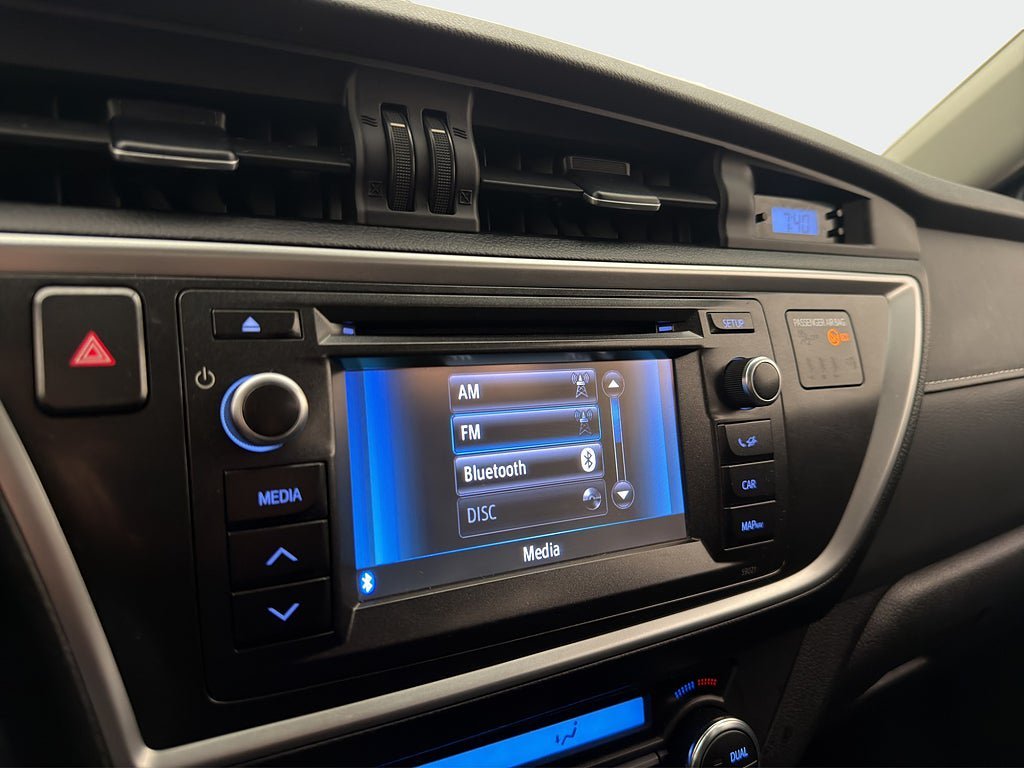 Vehicle Image 22