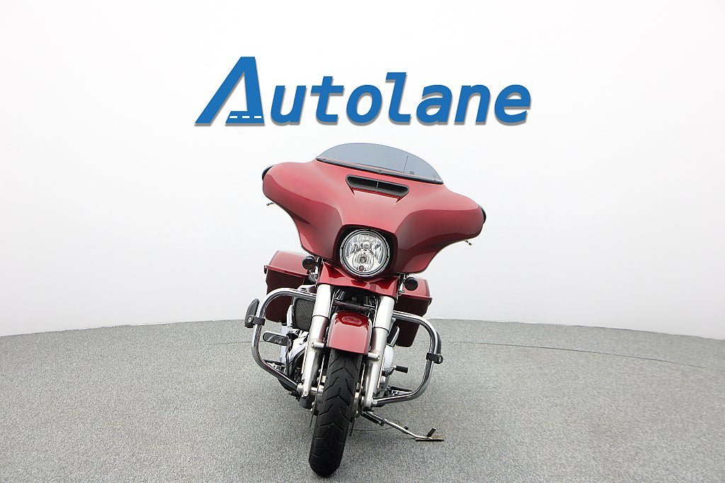 Vehicle Image 8