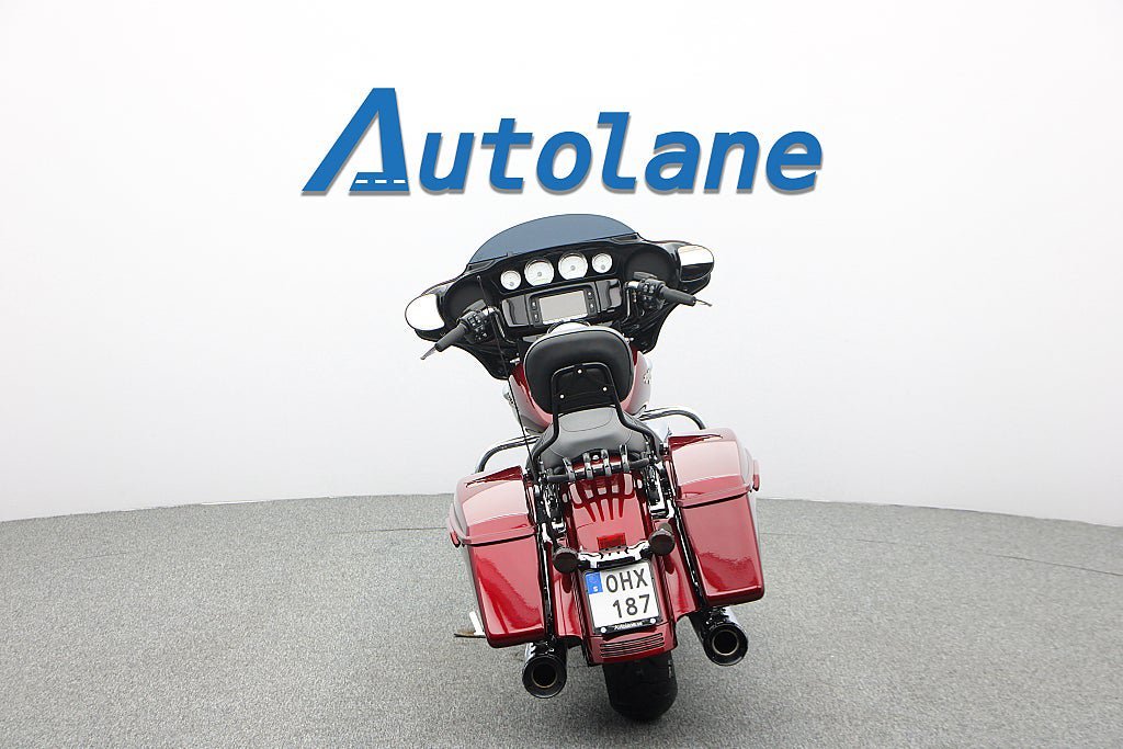 Vehicle Image 9