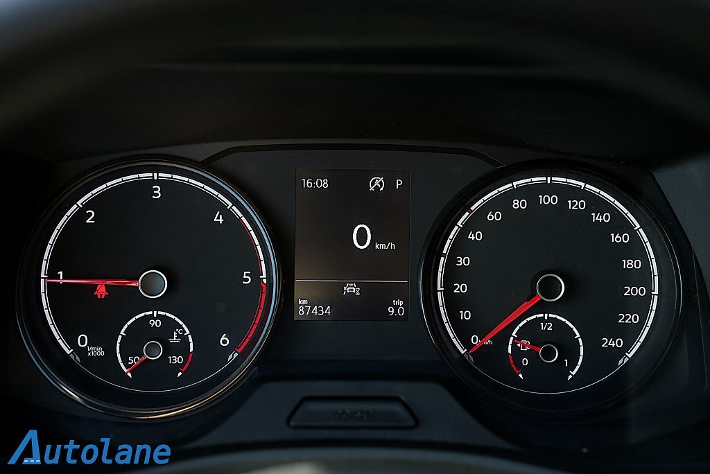 Vehicle Image 13