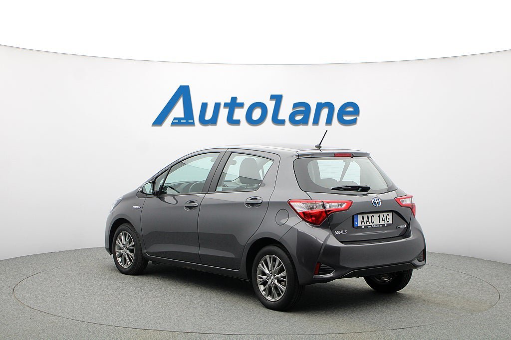 Vehicle Image 7