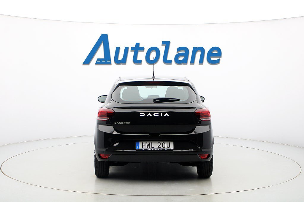 Vehicle Image 8