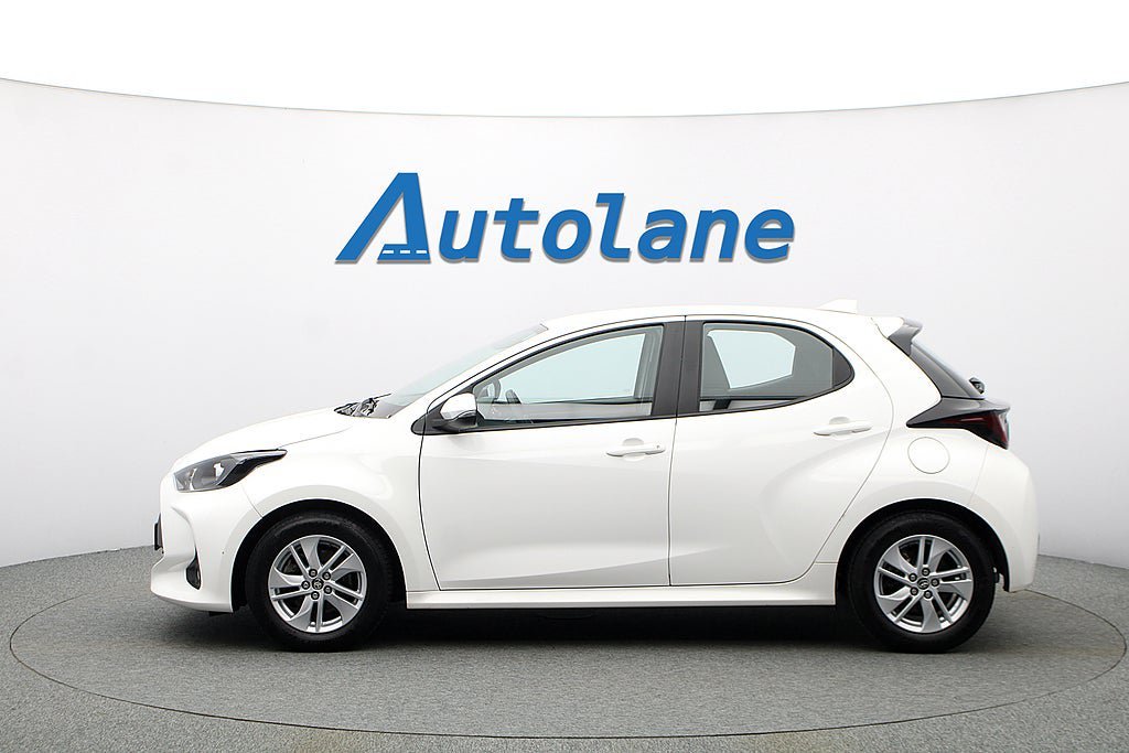 Vehicle Image 6