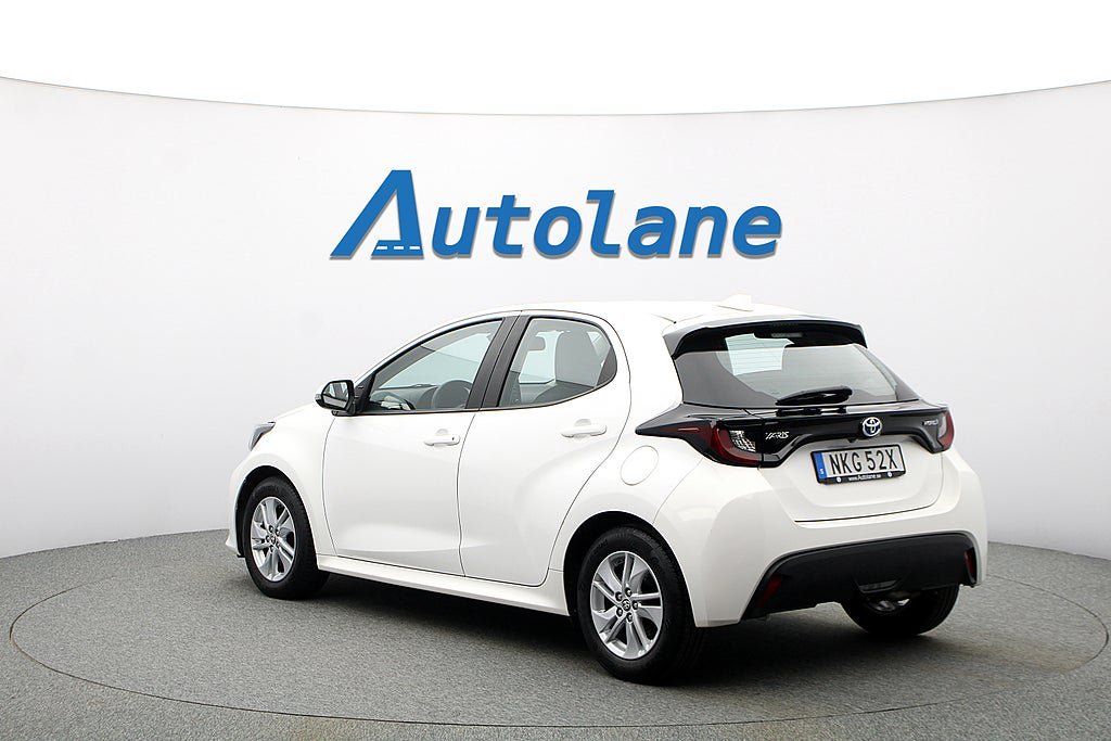 Vehicle Image 7
