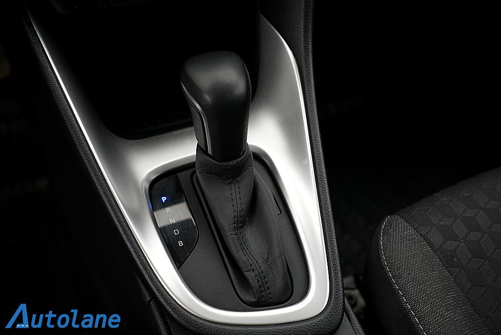 Vehicle Image 24