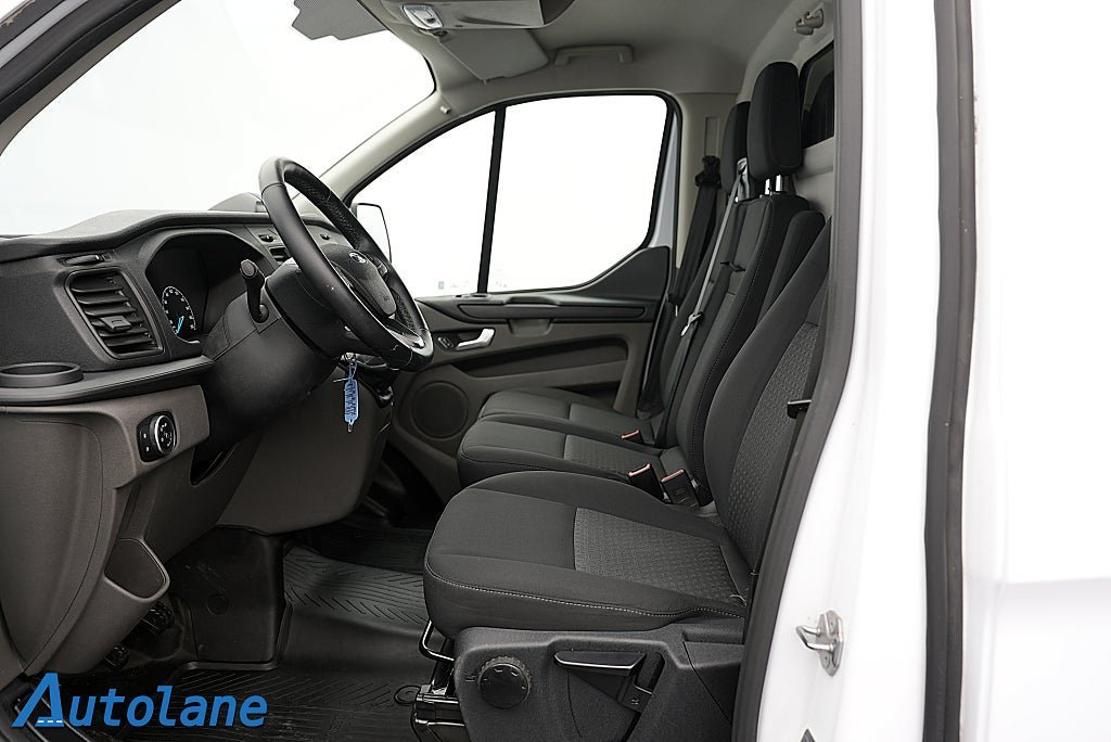 Vehicle Image 19