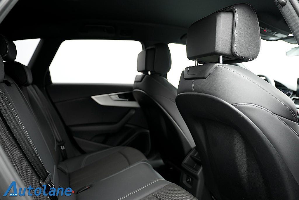 Vehicle Image 19