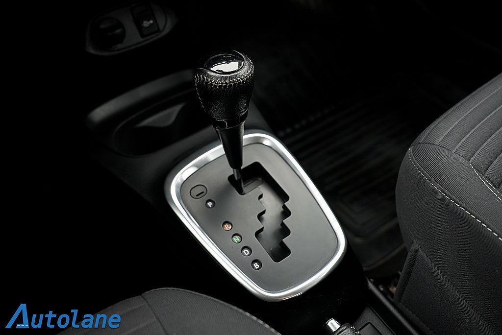 Vehicle Image 21