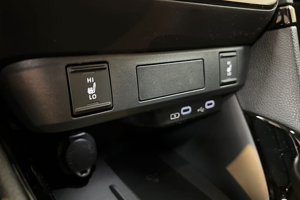 Vehicle Image 19