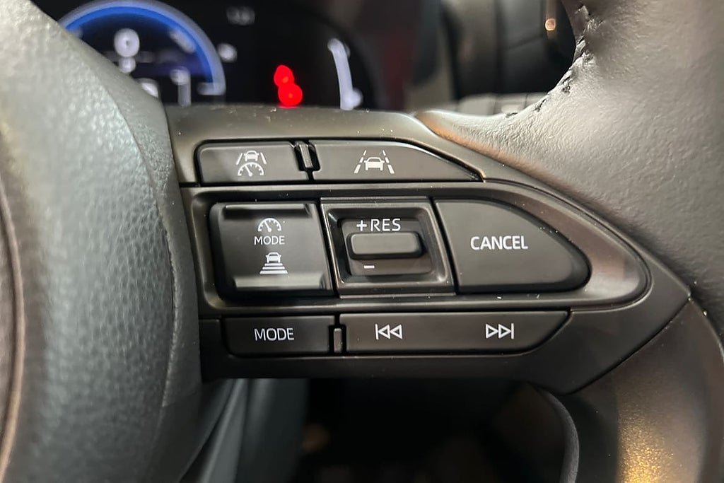 Vehicle Image 22