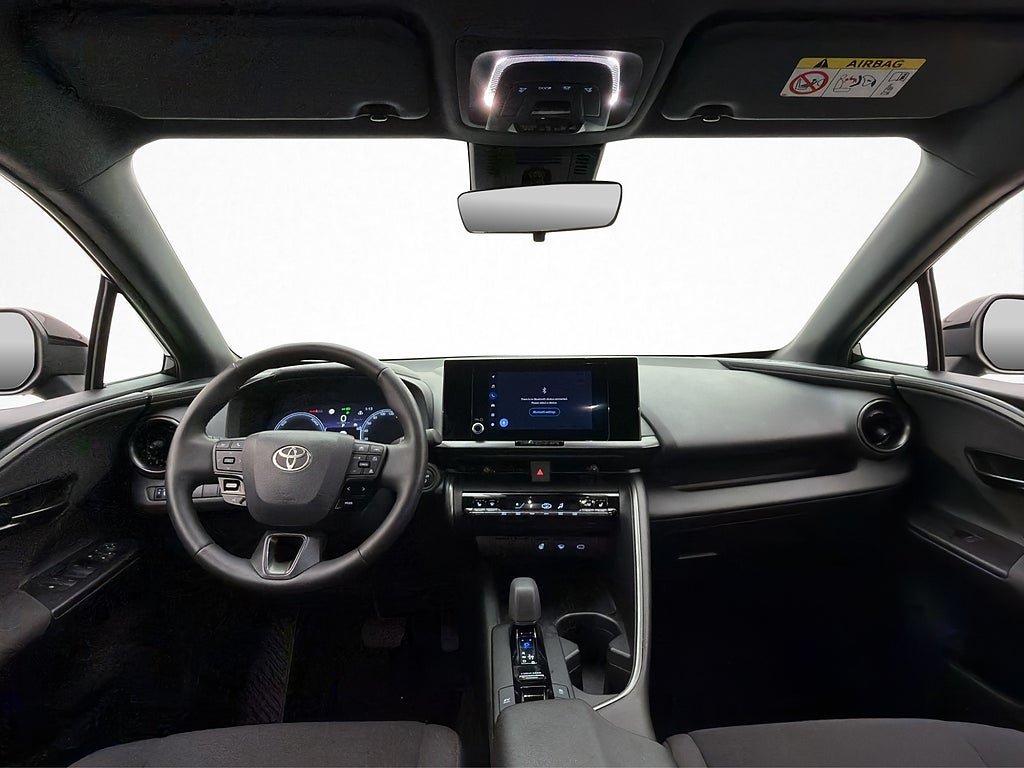 Vehicle Image 12