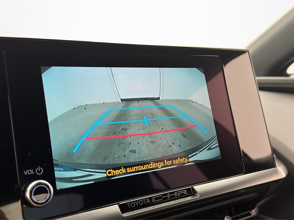 Vehicle Image 19
