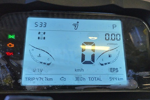 Vehicle Image 9