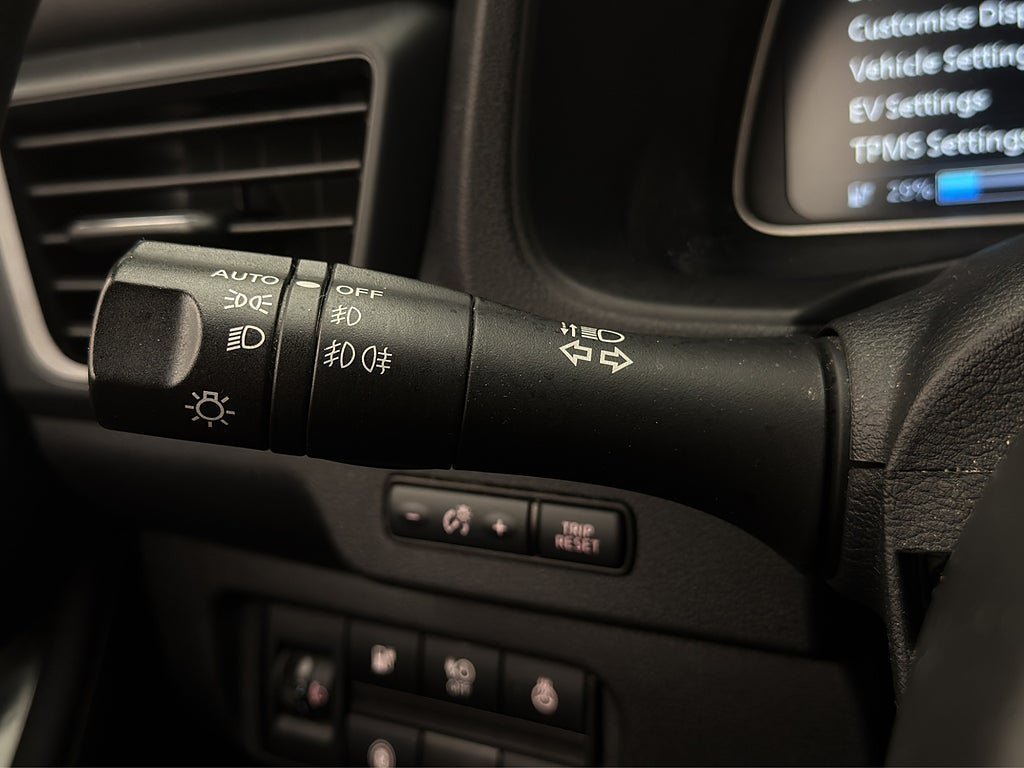 Vehicle Image 26