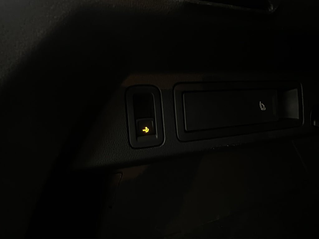 Vehicle Image 29