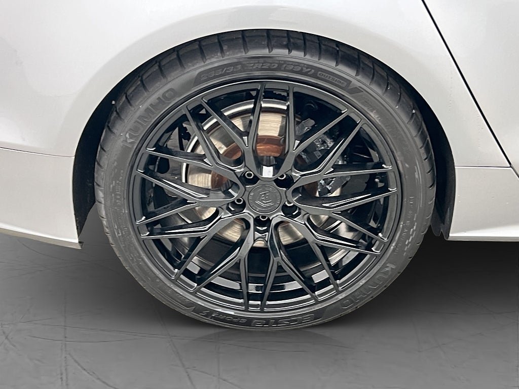 Vehicle Image 30
