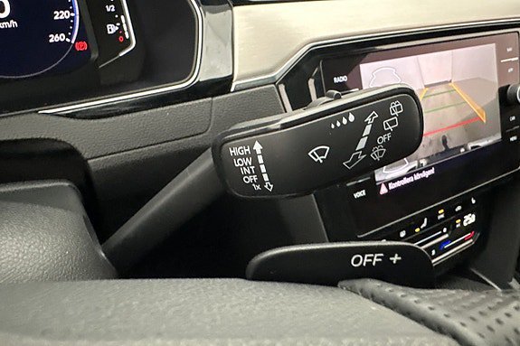 Vehicle Image 26