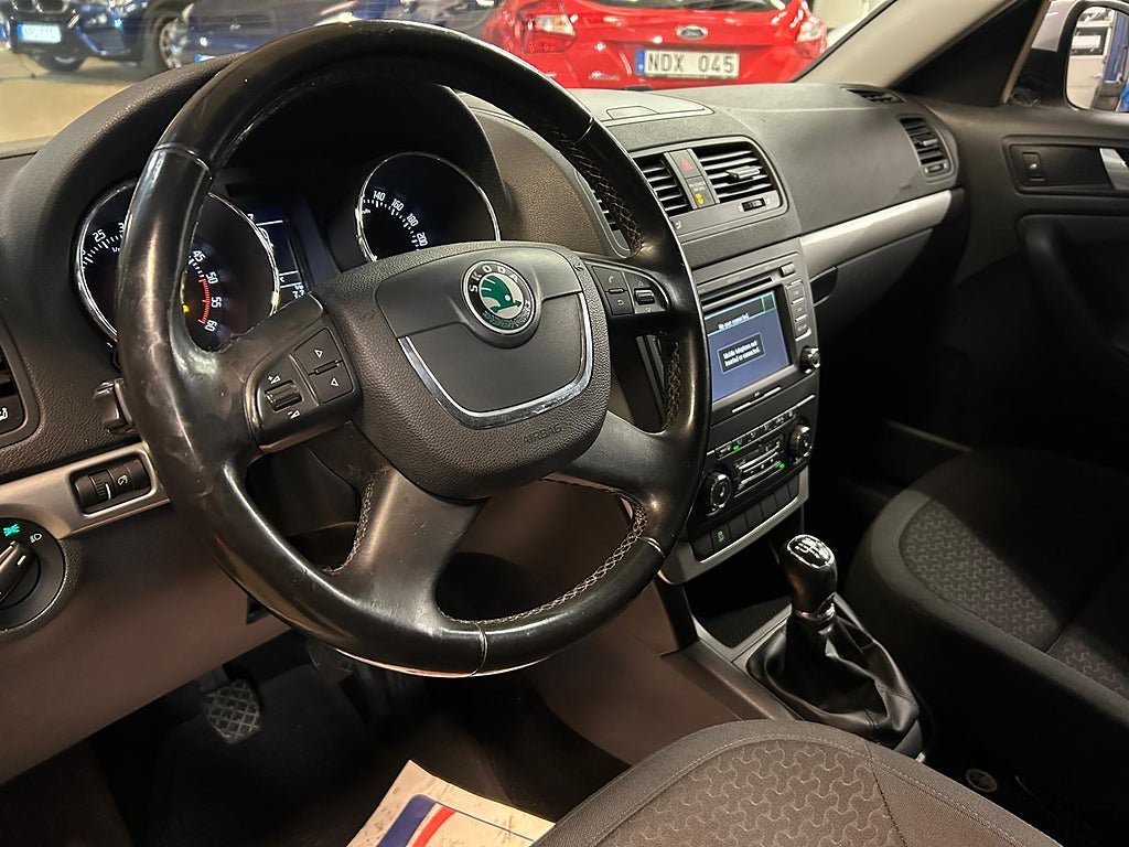Vehicle Image 8