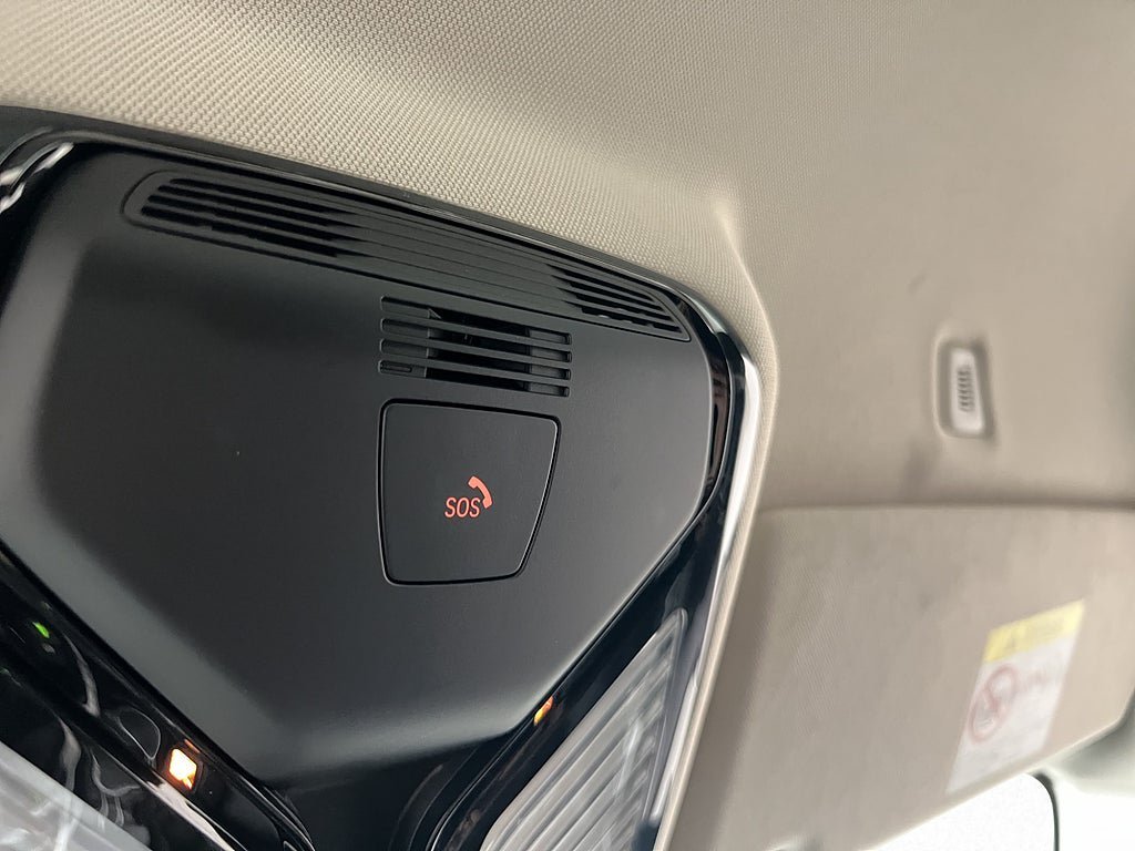 Vehicle Image 24