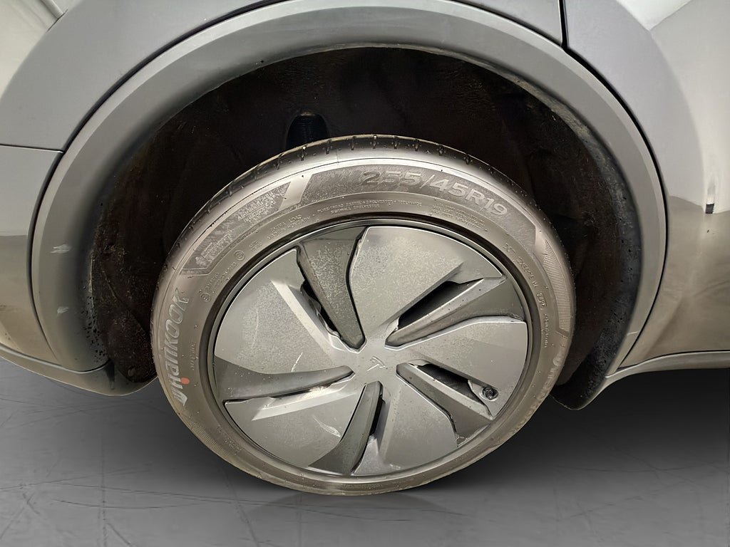 Vehicle Image 30