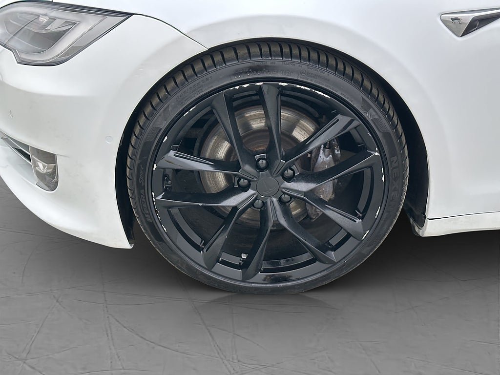 Vehicle Image 36