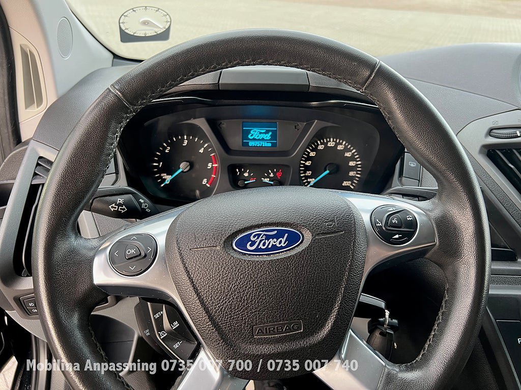 Vehicle Image 33