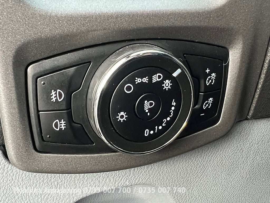 Vehicle Image 45