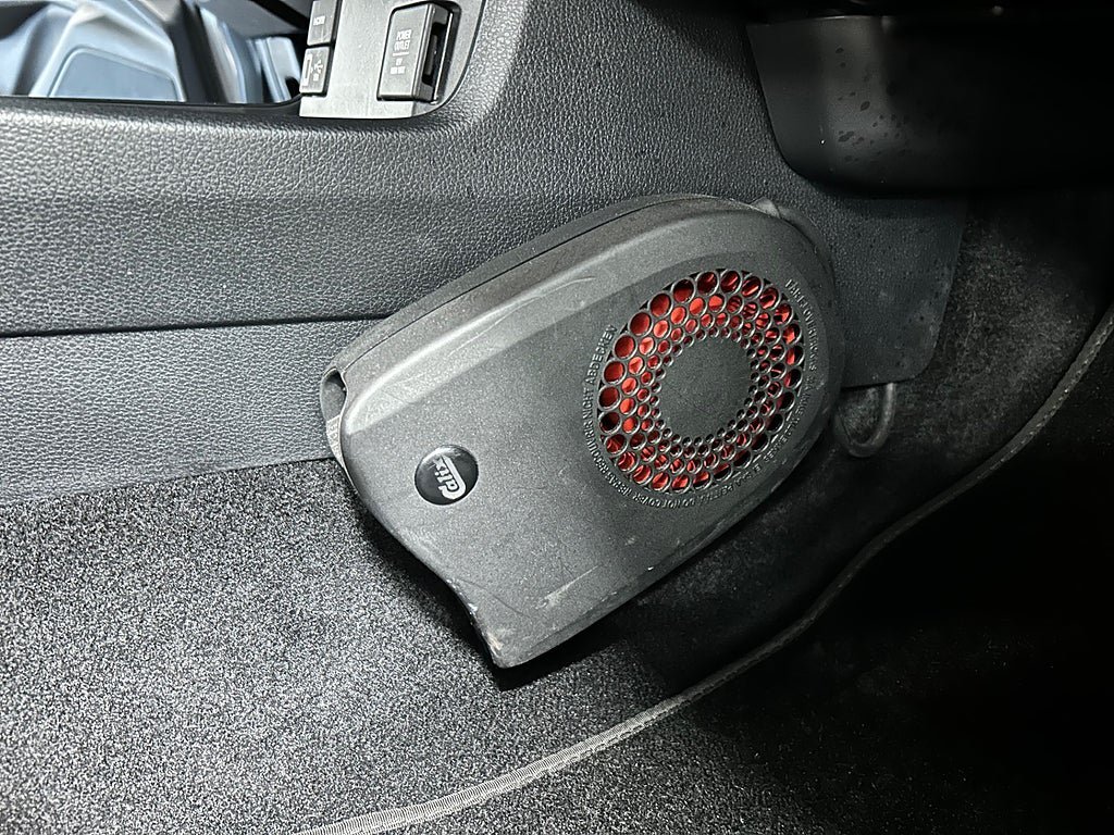 Vehicle Image 16