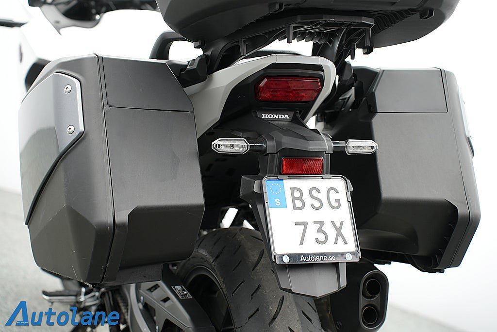 Vehicle Image 19