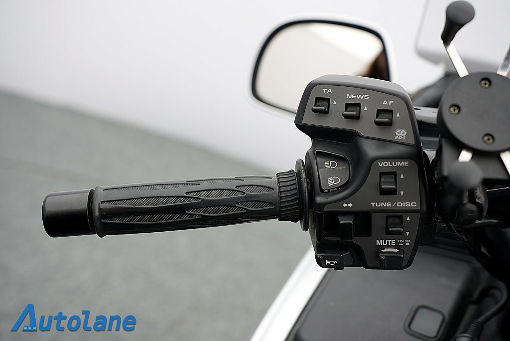 Vehicle Image 22