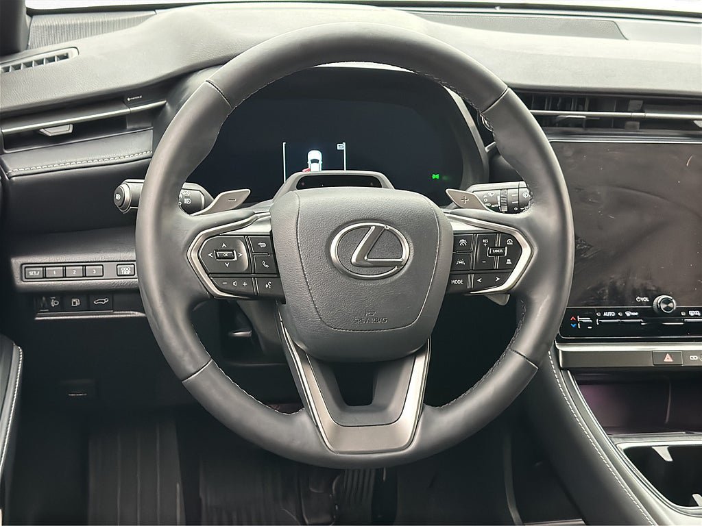 Vehicle Image 14