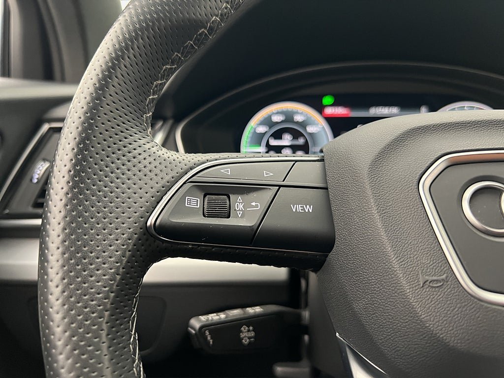 Vehicle Image 29