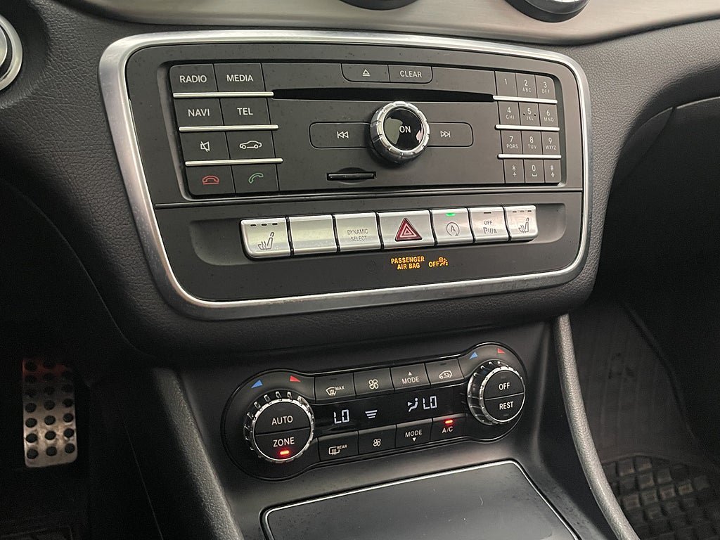 Vehicle Image 24