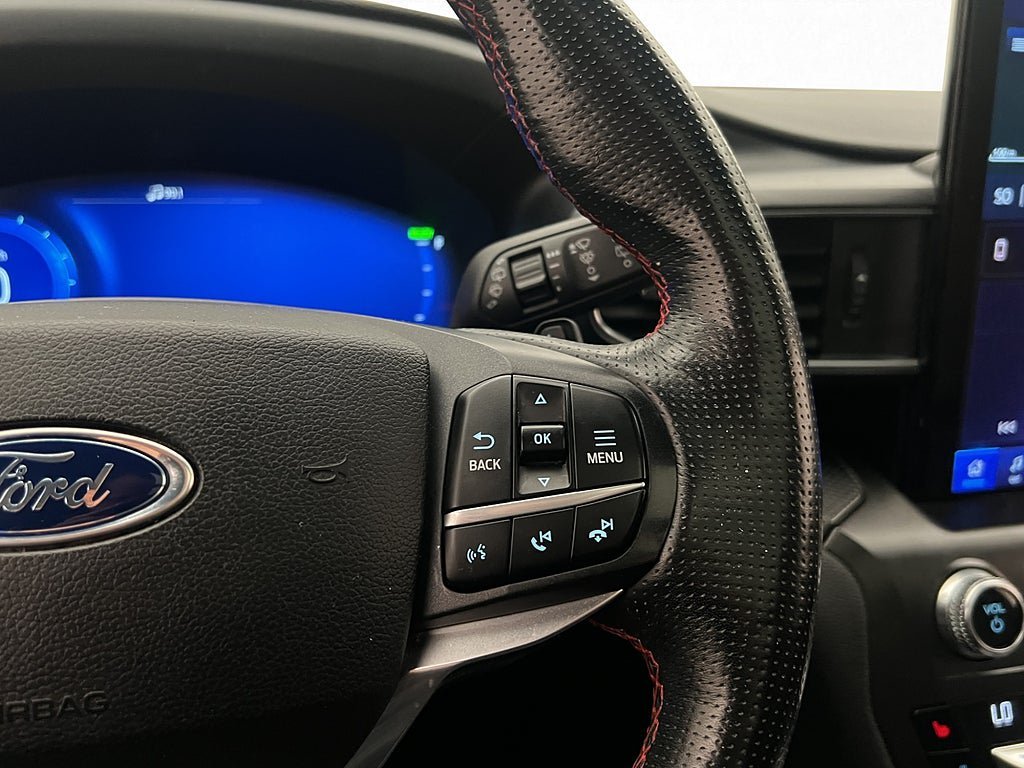 Vehicle Image 33