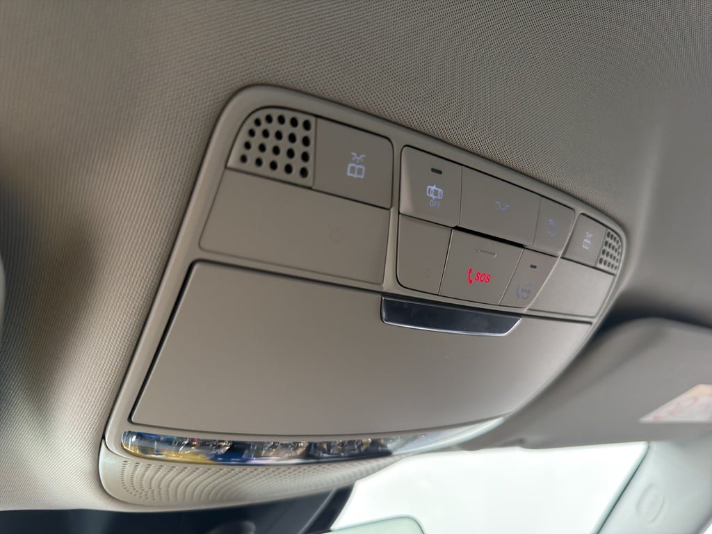 Vehicle Image 35