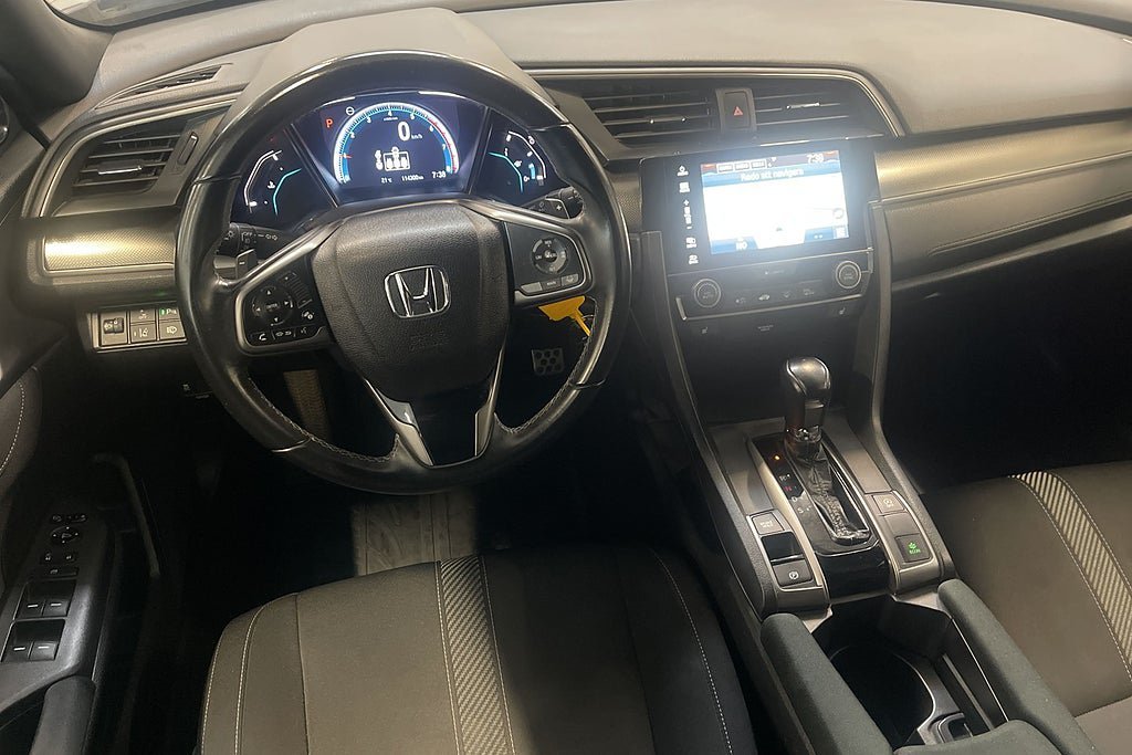 Vehicle Image 11