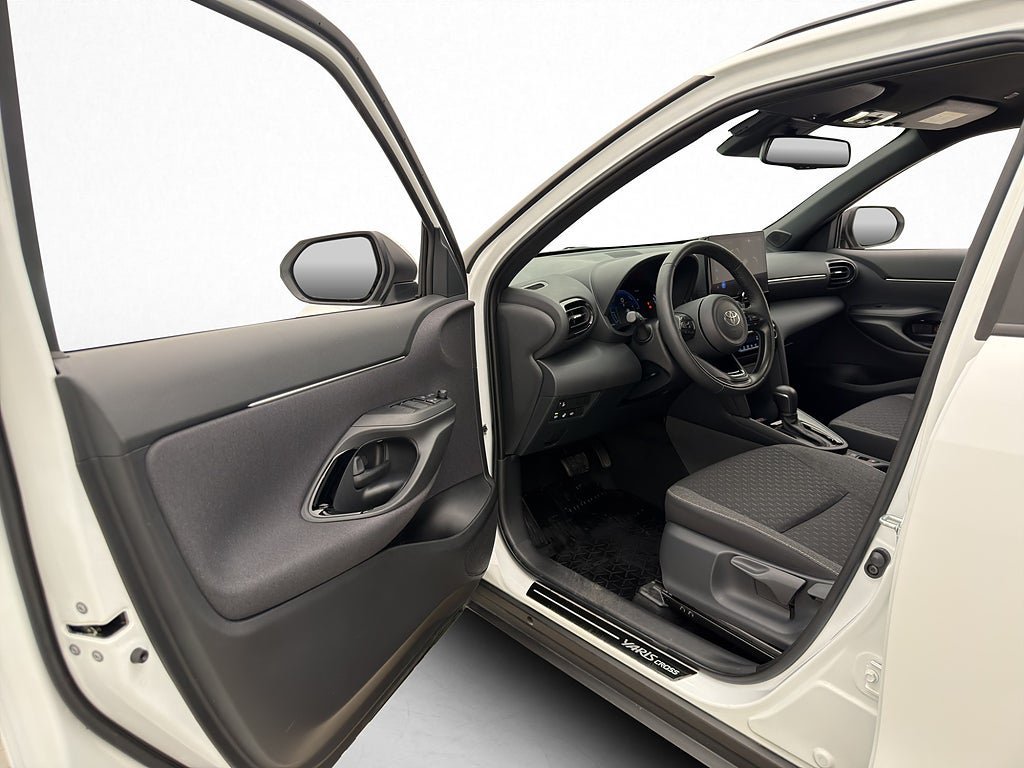 Vehicle Image 10