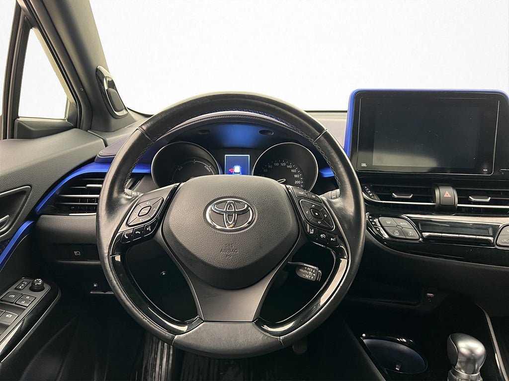 Vehicle Image 18