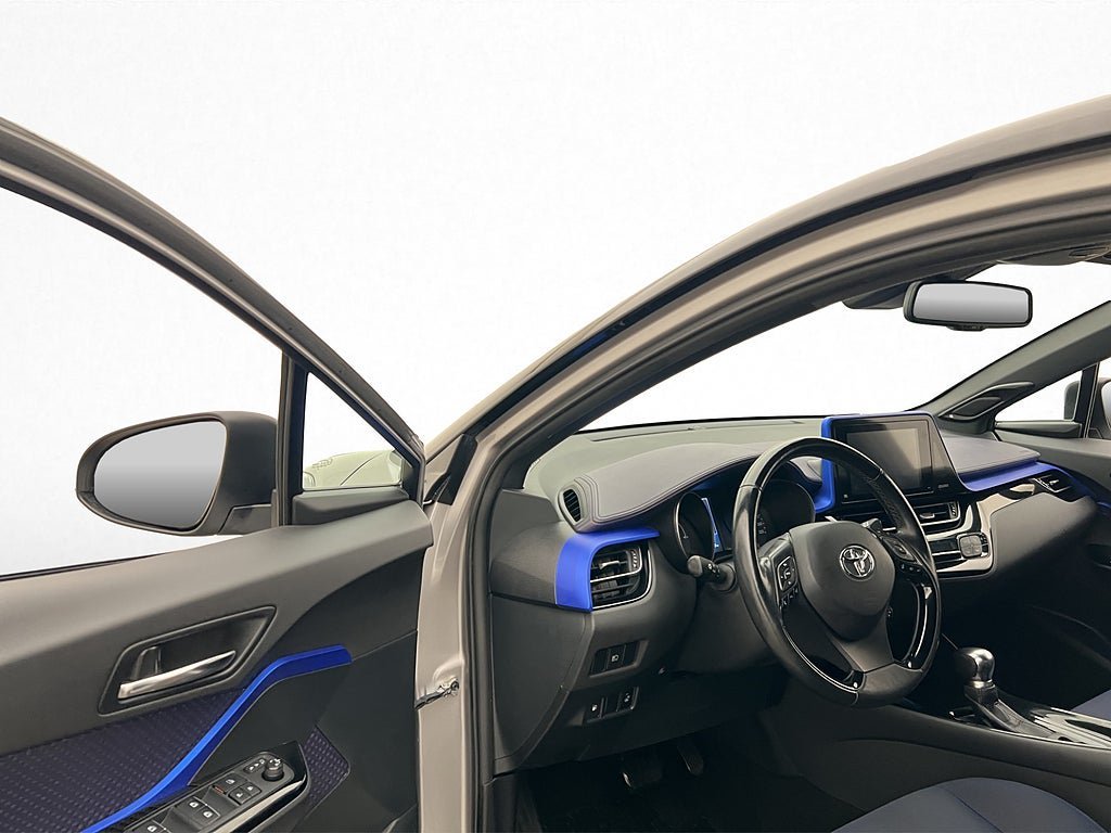 Vehicle Image 19