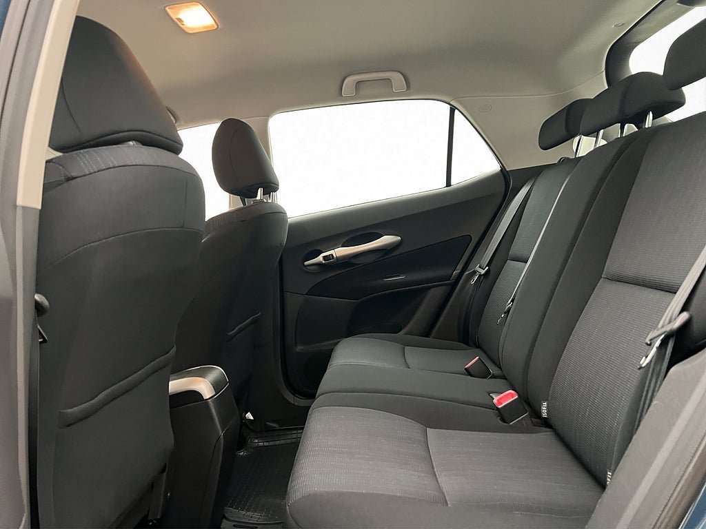 Vehicle Image 17
