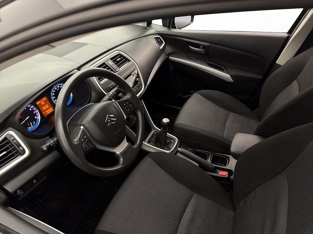 Vehicle Image 13
