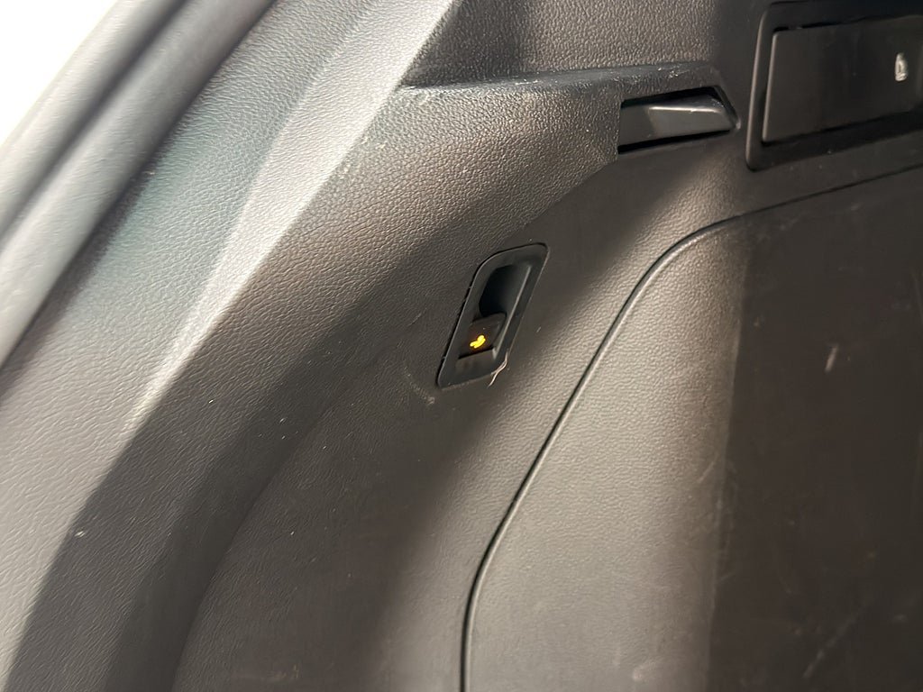 Vehicle Image 27