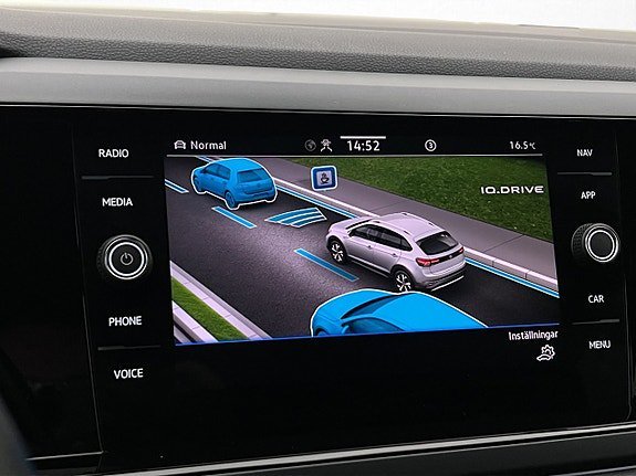 Vehicle Image 24