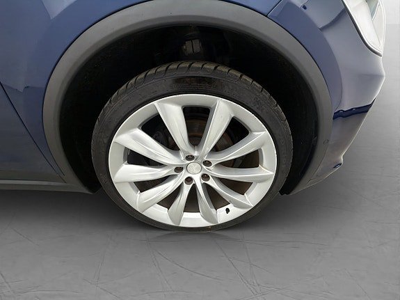 Vehicle Image 37
